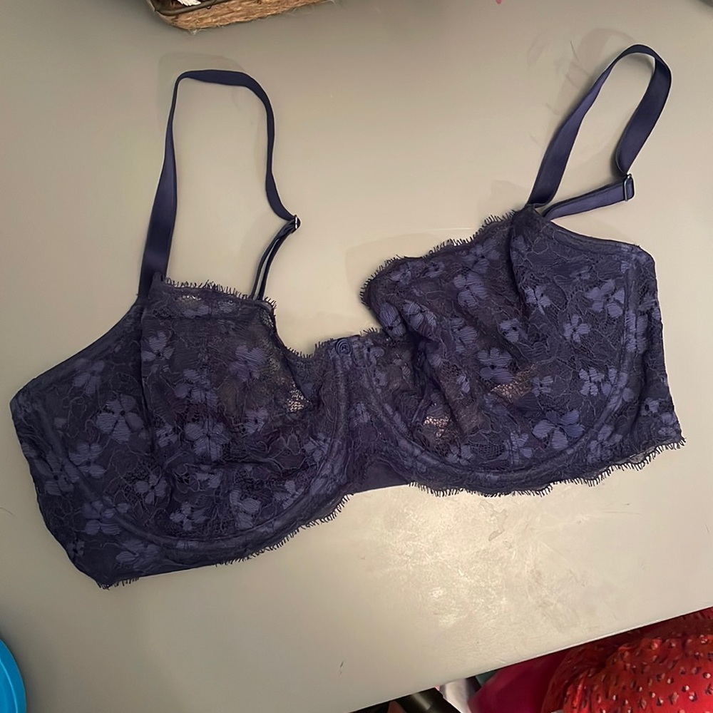 Navy blue, lace unlined bra, 36 DDD, Victoria’s Secret